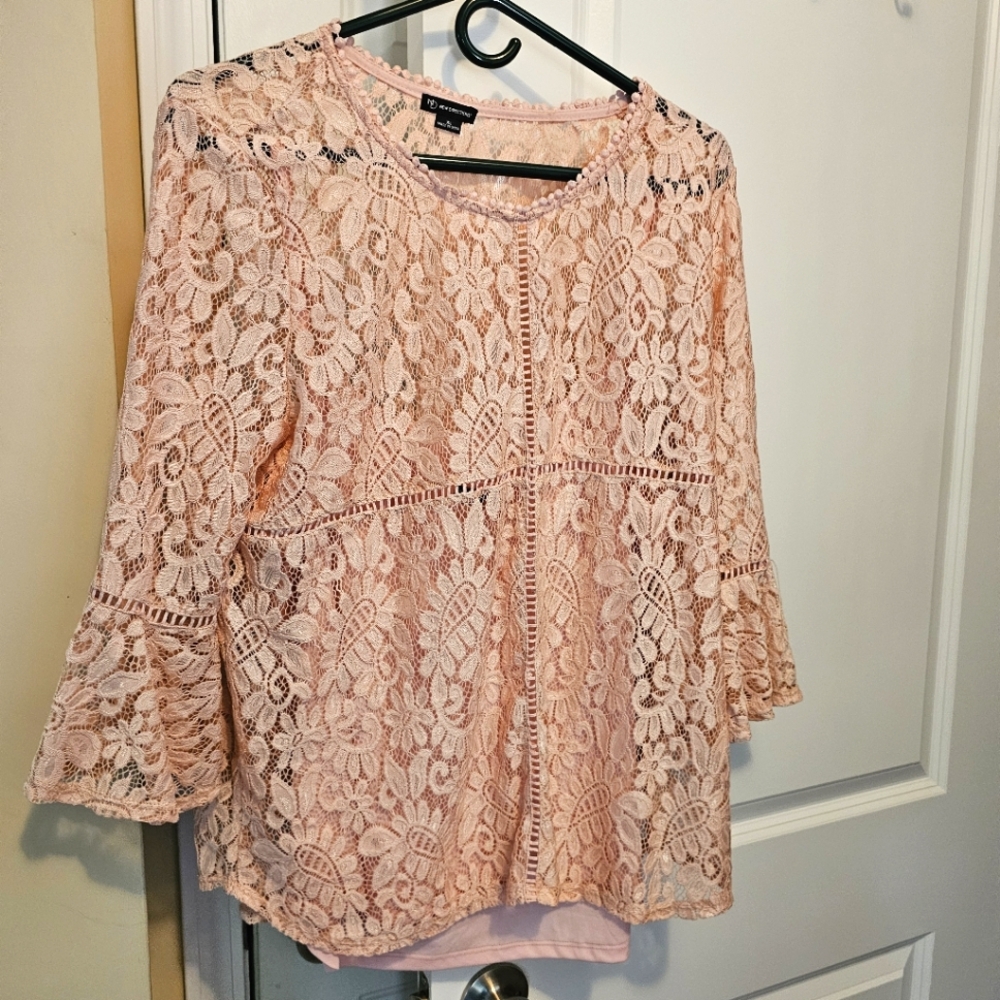 Gorgeous lace top with cami underneath